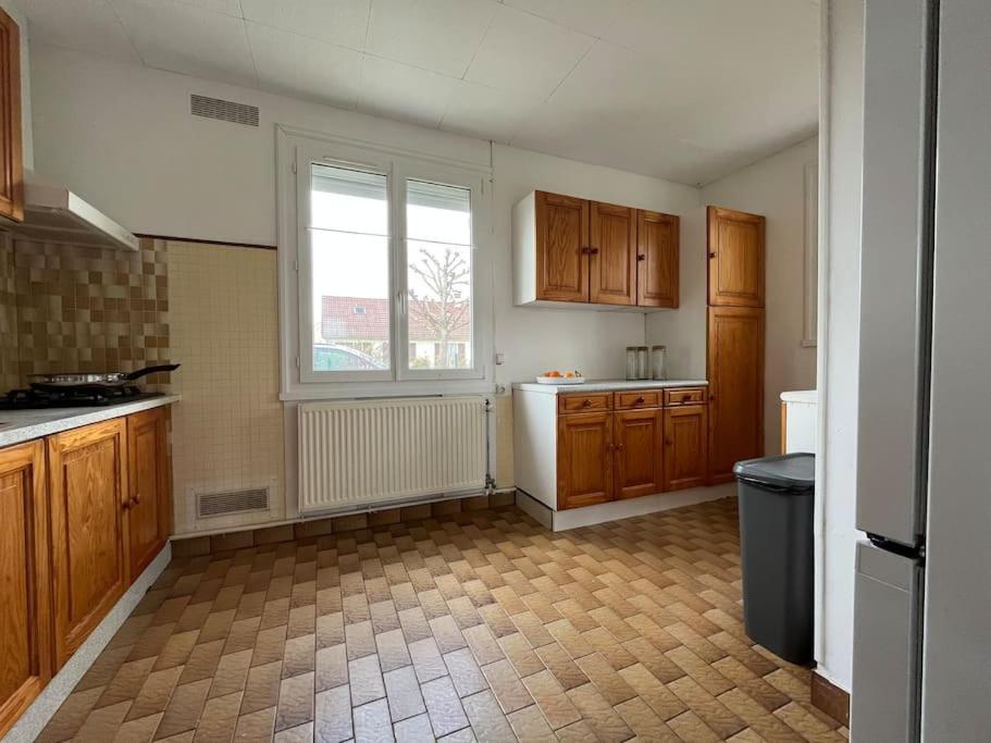 Maisonnette - Jardin Exterieur Champagne-sur-Seine Luaran gambar